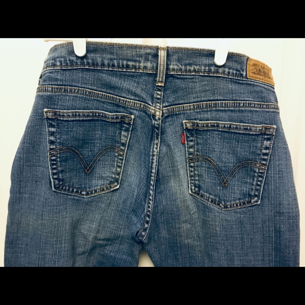 Women’s Levi 505 Straight Leg 10M